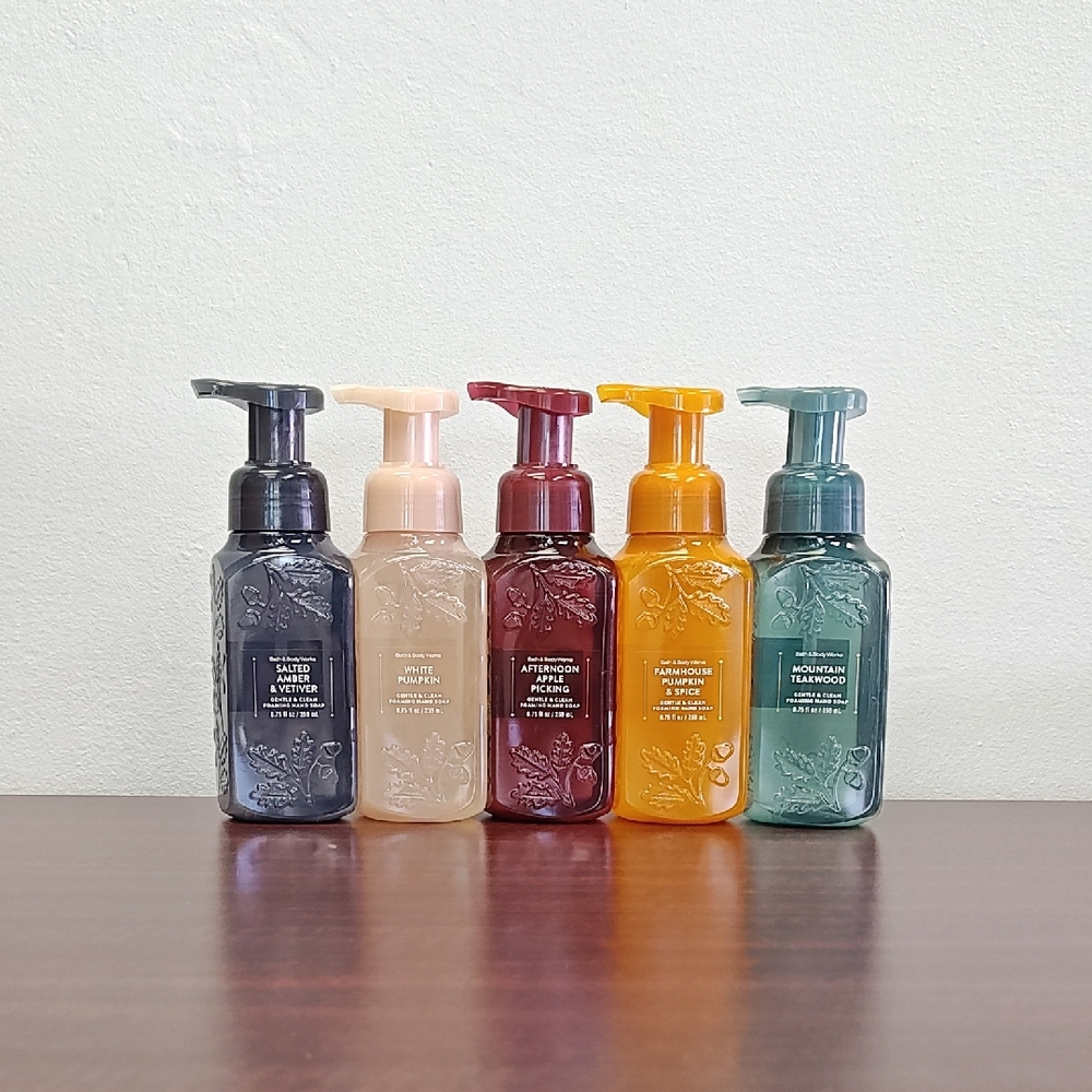 Bath & Body Works 5 Piece "FALL I" Foaming Hand Soap Bundle